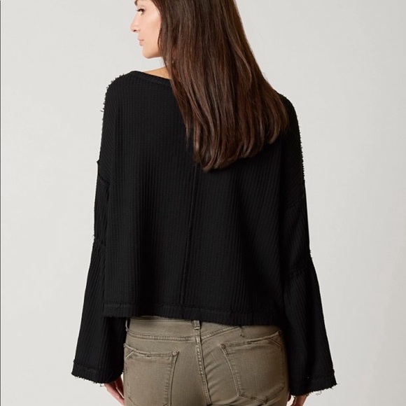 FREE PEOPLE DAHLIA V-NECK LONG SLEEVE THERMAL TOP, BLACK, SIZE XS (NWT) - Picture 2 of 8